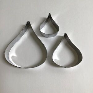 Hershey’s Kisses Cookie Cutter 3-PC NESTING SET Hershey's Brand Teardrop Crafts